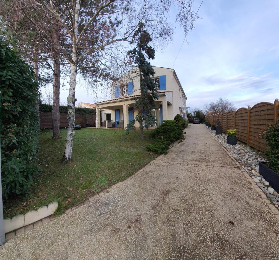 Le Petit Manoir Bed & Breakfast Vaux-sur-Mer Exterior photo