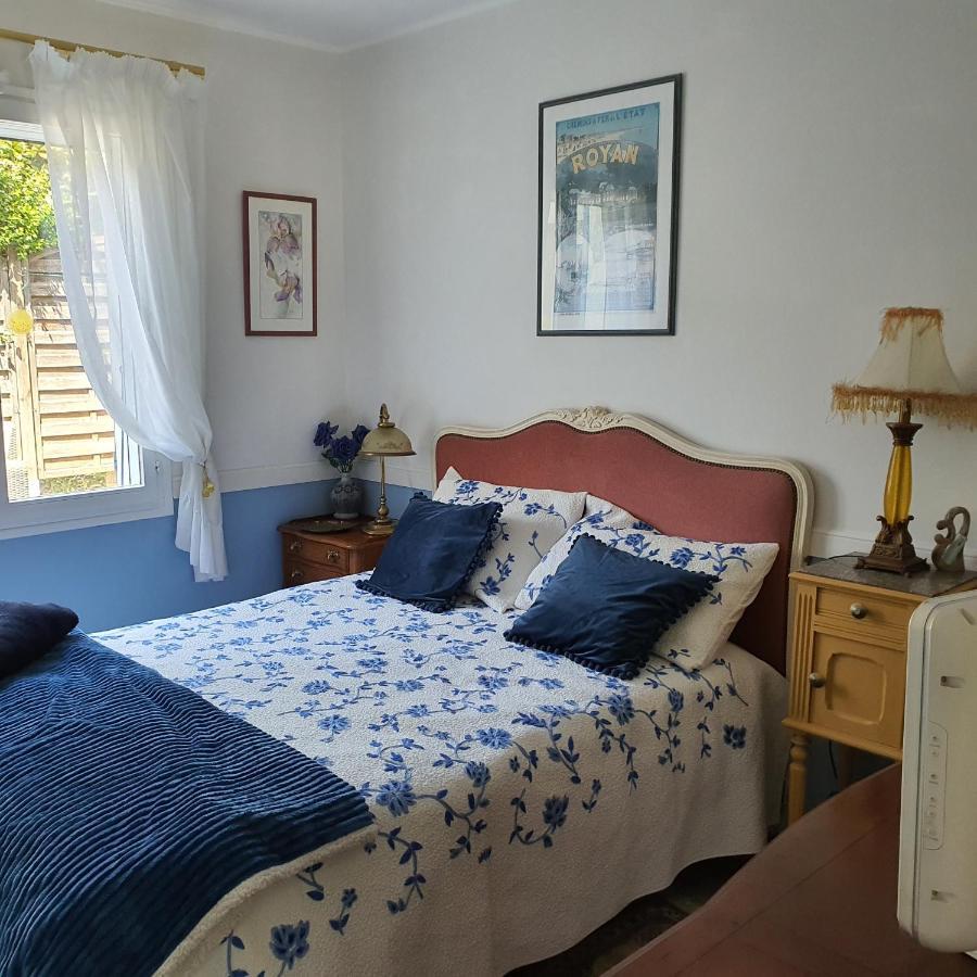 Le Petit Manoir Bed & Breakfast Vaux-sur-Mer Exterior photo